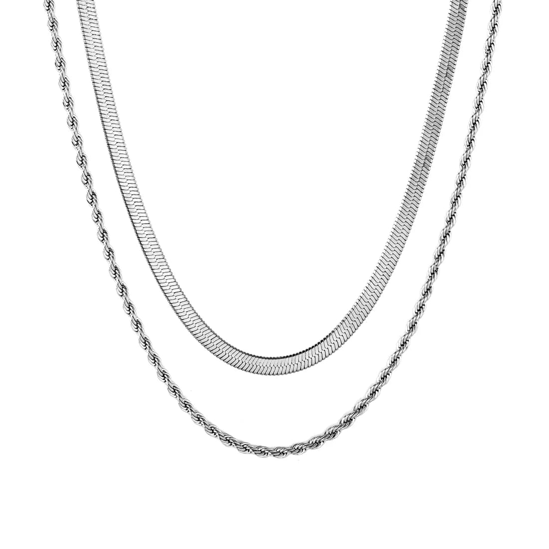 Silverfärgat dubbelhalsband med platt och tvinnad kedja