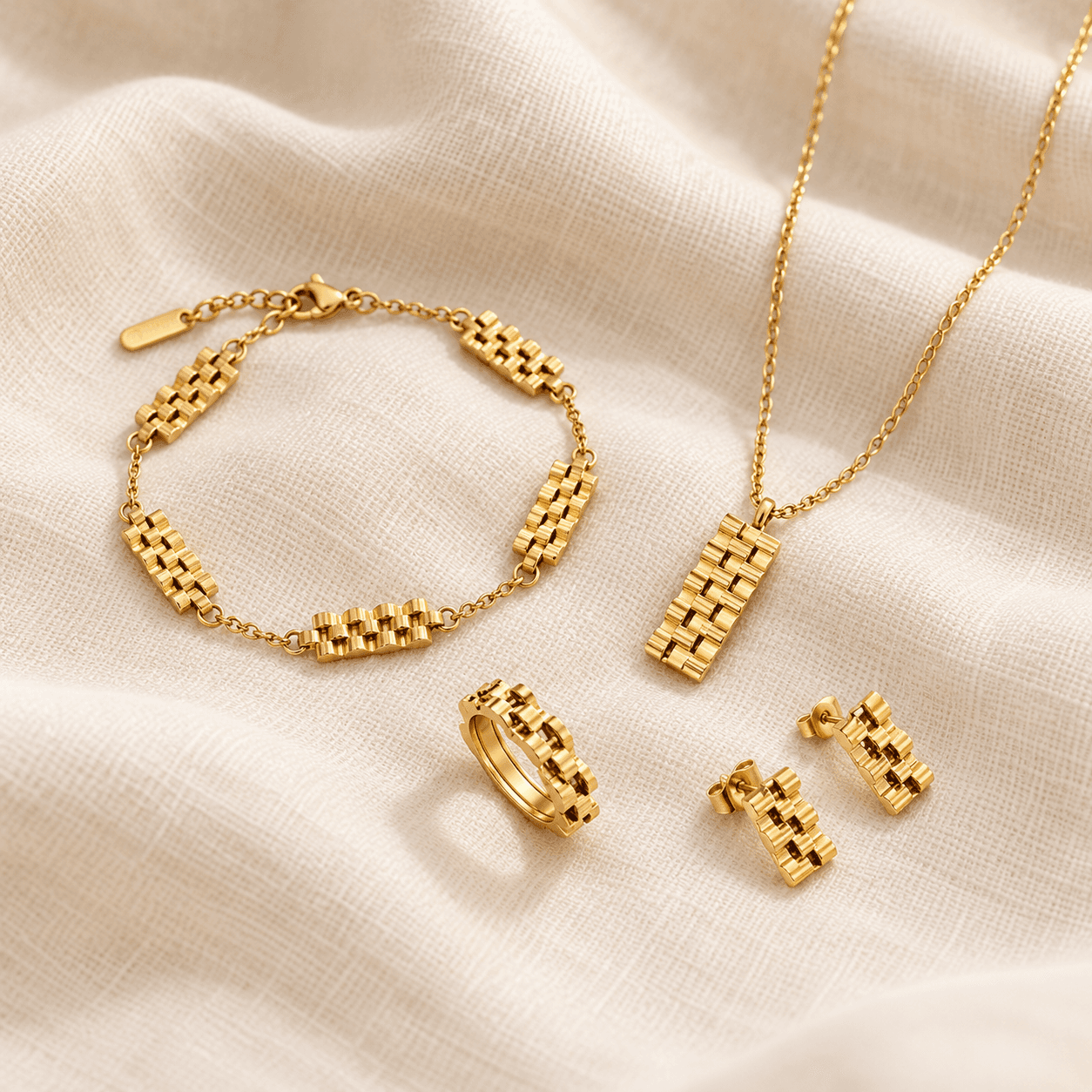 Mirabella Spark – Gold-Plated Jewellery Set by BB Milano